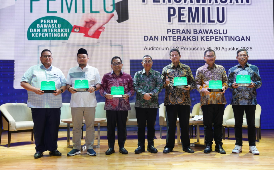 Buku karya Anggota Bawaslu Puadi