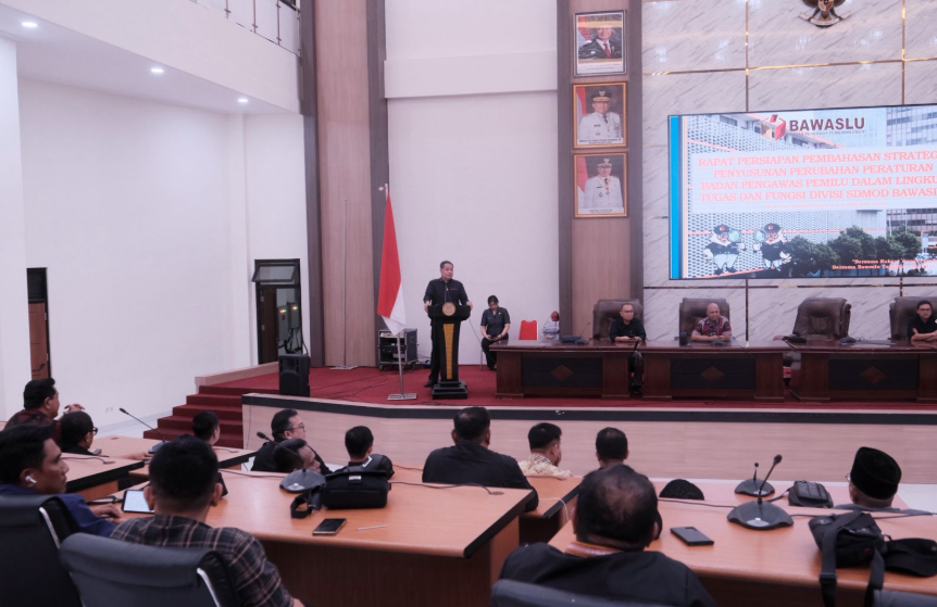Diskusi dengan Pemangku Kepentingan Terkait Revisi Perbawaslu