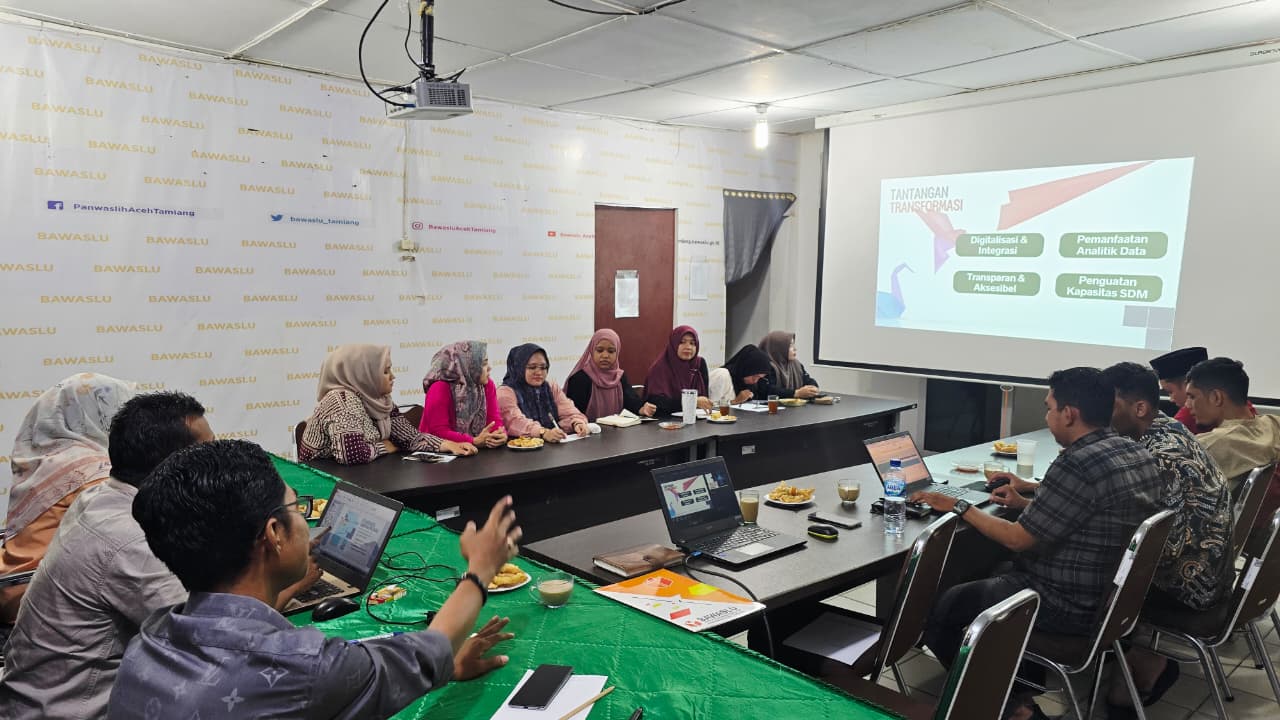 Rapat Internal Pengelolaan dan Pelayanan Data Informasi Publik