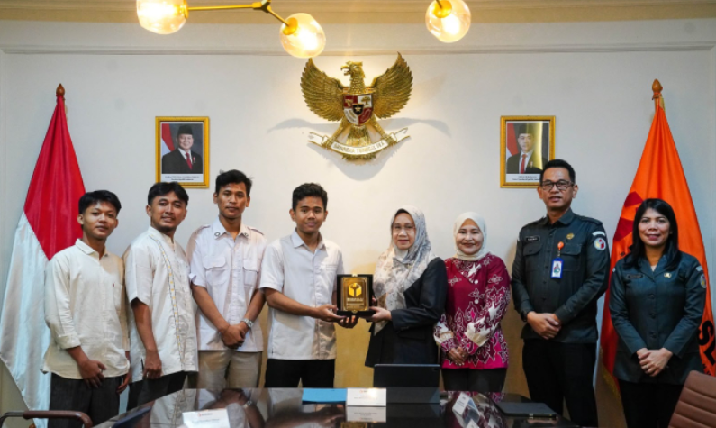 Deputi Bidang Dukungan Teknis Bawaslu saat menerima audiensi dari Thinkleaders