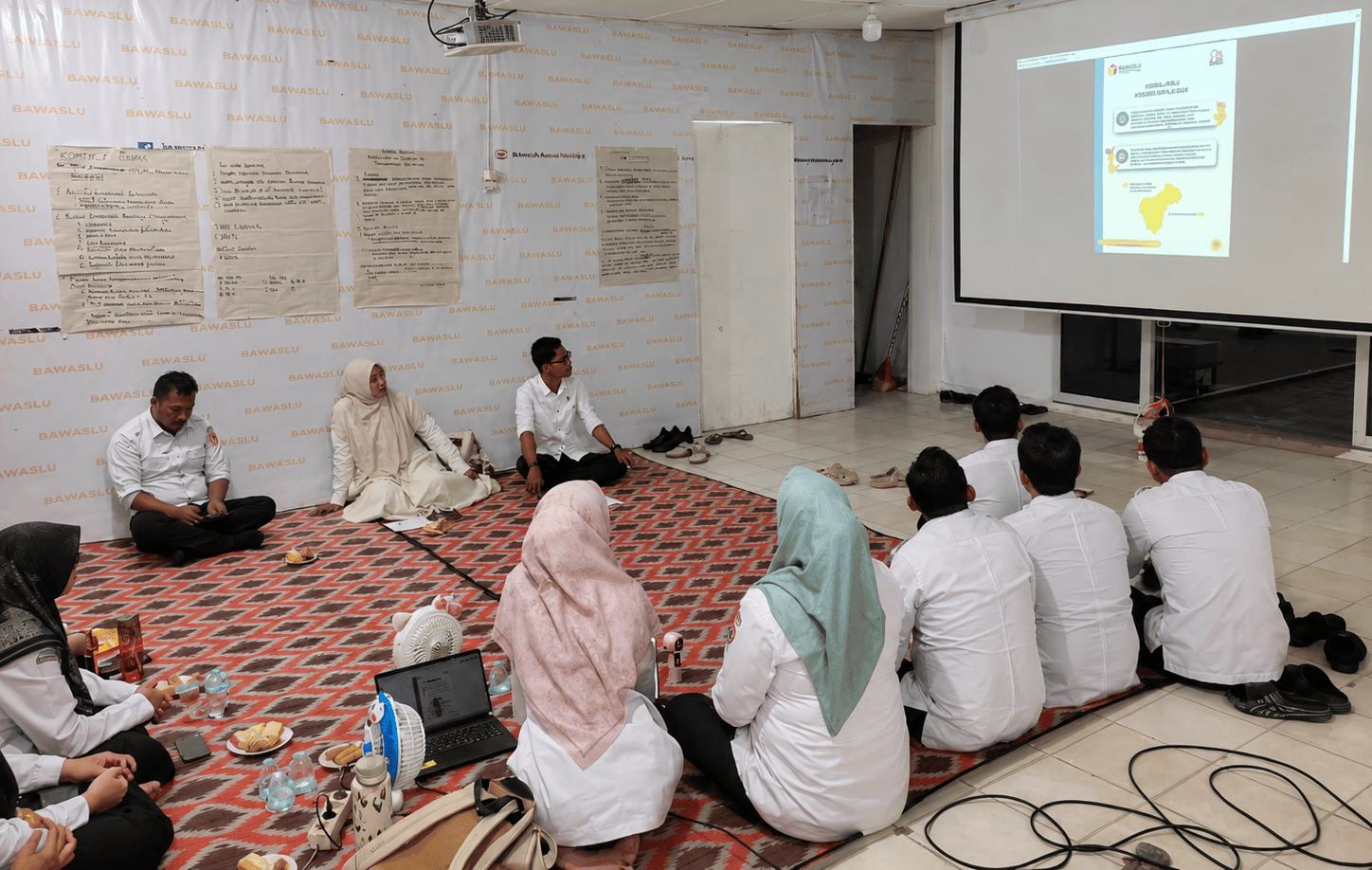 Rapat Review Tenis Penanganan Pelanggaran Pemilu