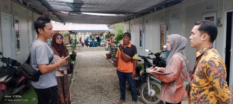 Koordinasi dengan Ketua Huntara 