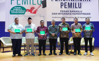 Buku karya Anggota Bawaslu Puadi