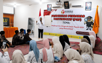 Ketua menjadi pembicara pada saat pelaksanaan pendidikan Pengawas Partisipatif 2026